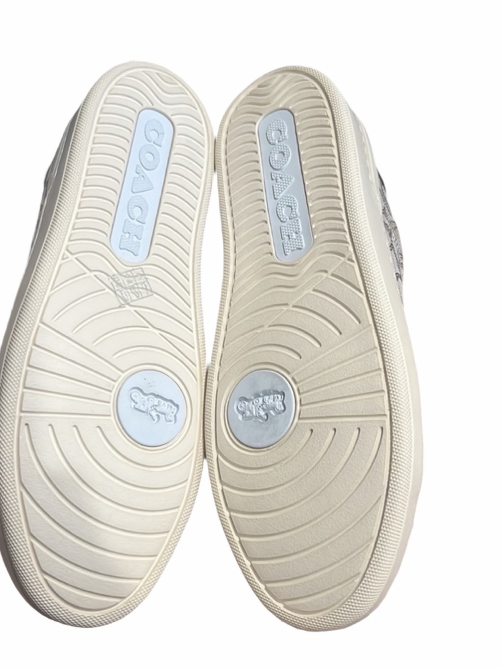 COACH - Lowline Low Top Sneakers Size 9
Signature Jacquard Lace Up Style G5037 - Picture 11 of 11